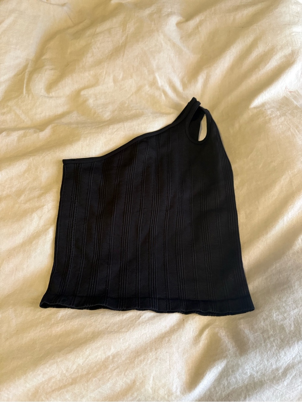 One-Shoulder Ribbed Crop Top